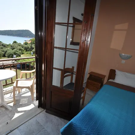 Pension Assos Koinira Exterior photo